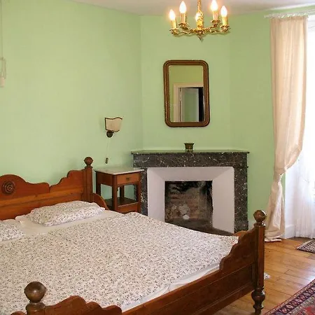 Sleeps 10 펜션